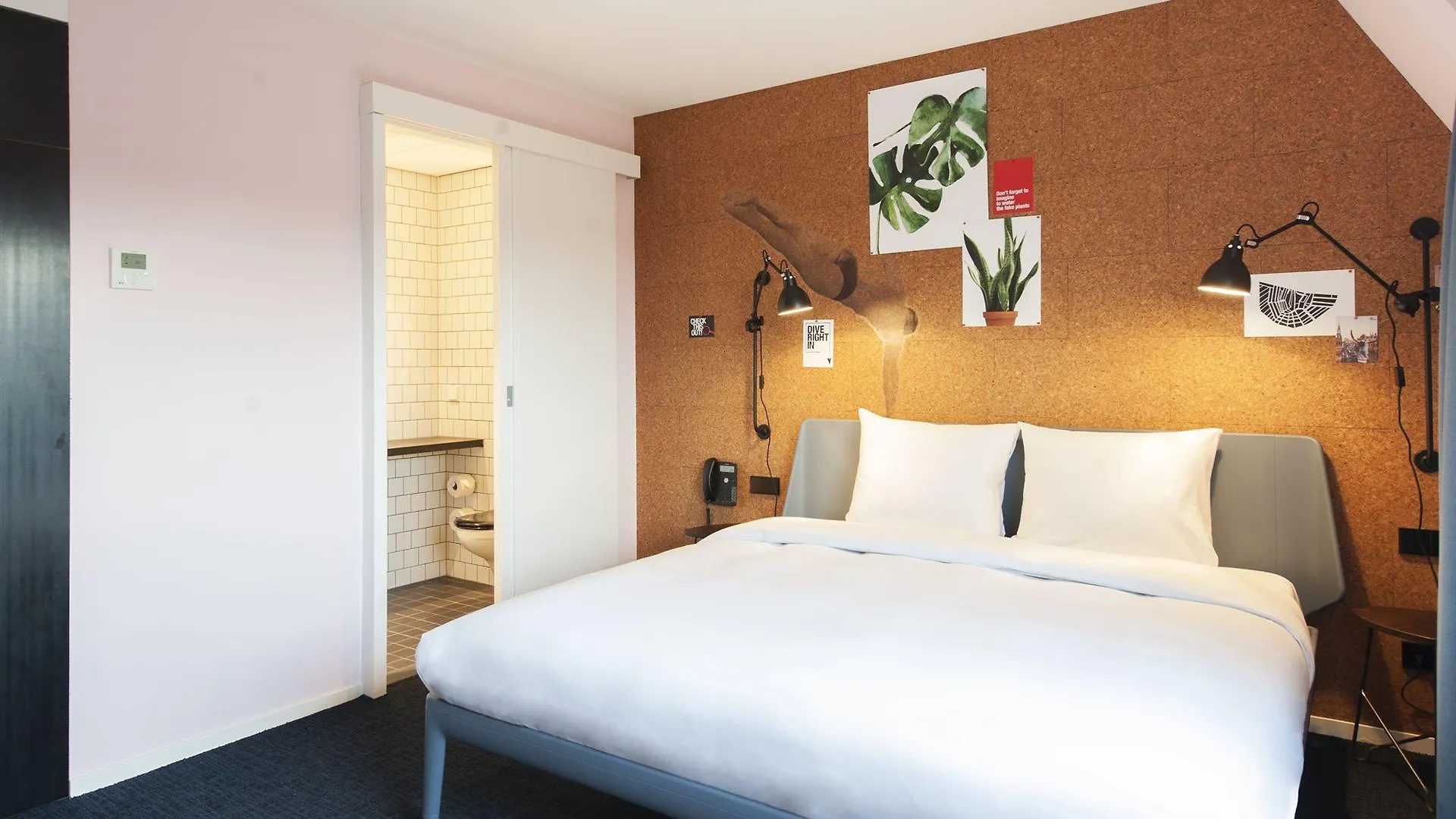 Conscious Hotel The Tire Station Amsterdam Nizozemsko