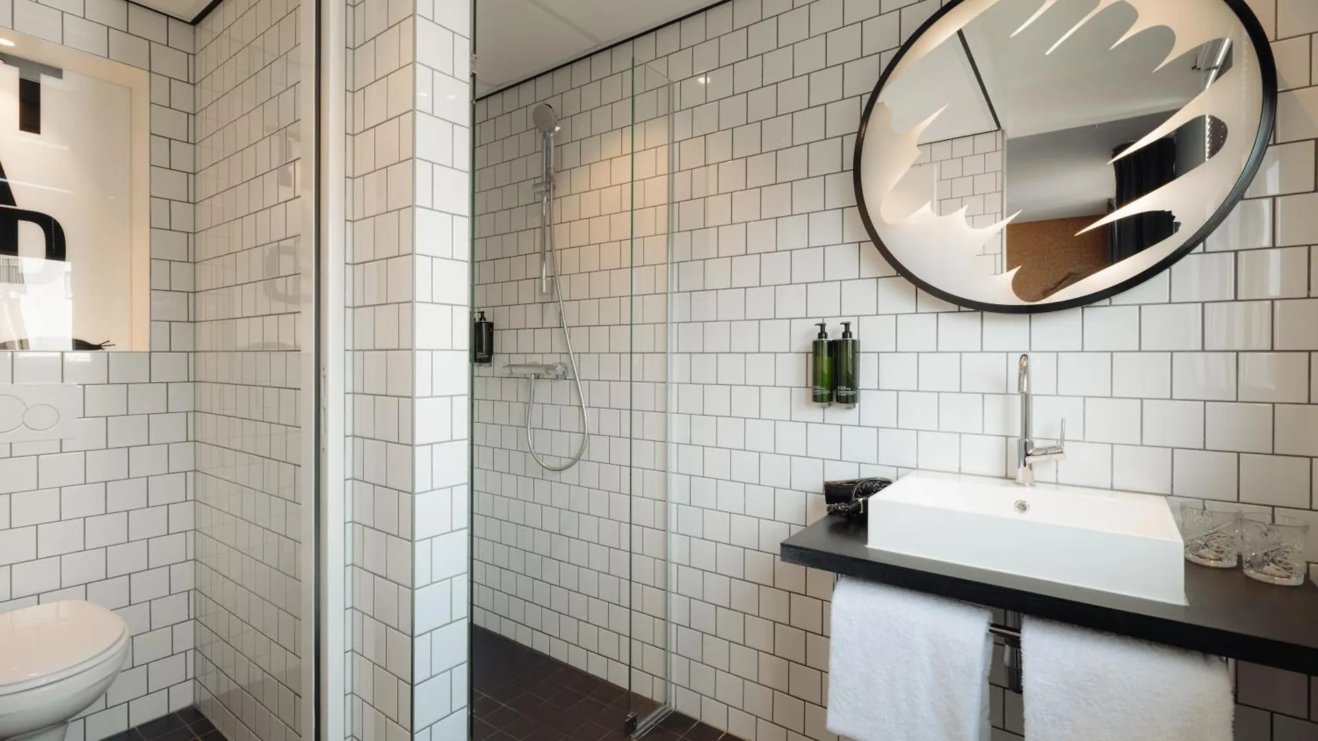 Conscious Hotel The Tire Station Άμστερνταμ