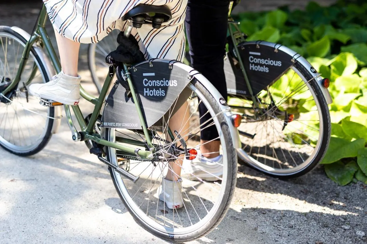 Conscious Hotel The Tire Station Άμστερνταμ 3*,
